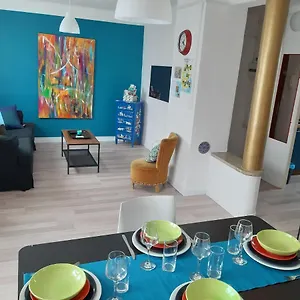https://aux-alyscamps.fr-provencehotel.com