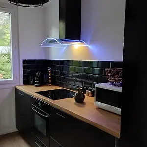 https://apt-chez-alex.hotels-rhonealpes.com